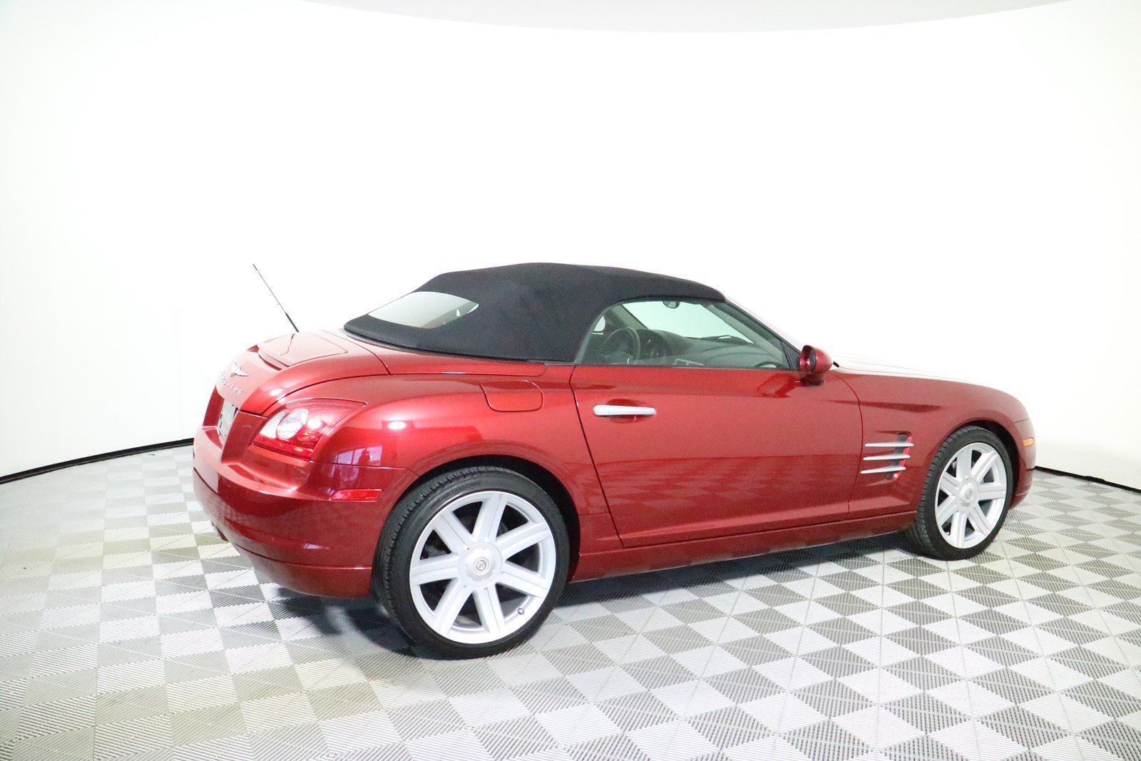 Pre-owned 2005 Chrysler Crossfire Limited Convertible In Parkersburg # 