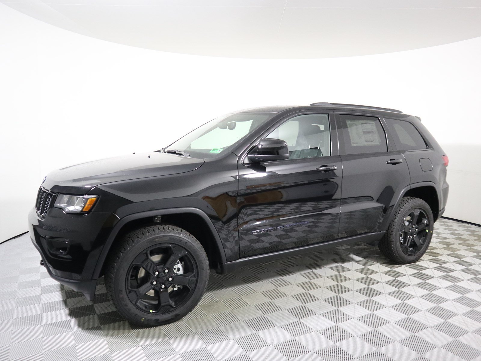 New 2020 Jeep Grand Cherokee Upland Sport Utility in ...