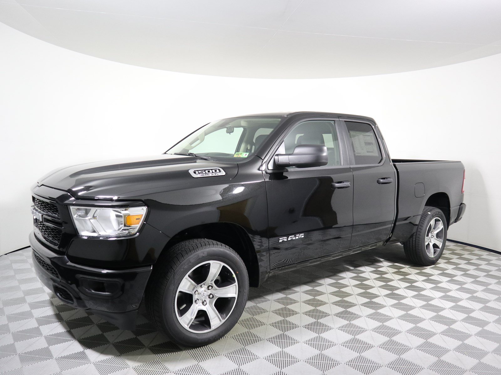 New 2020 Ram 1500 Tradesman Crew Cab Pickup In Parkersburg #D8055 ...