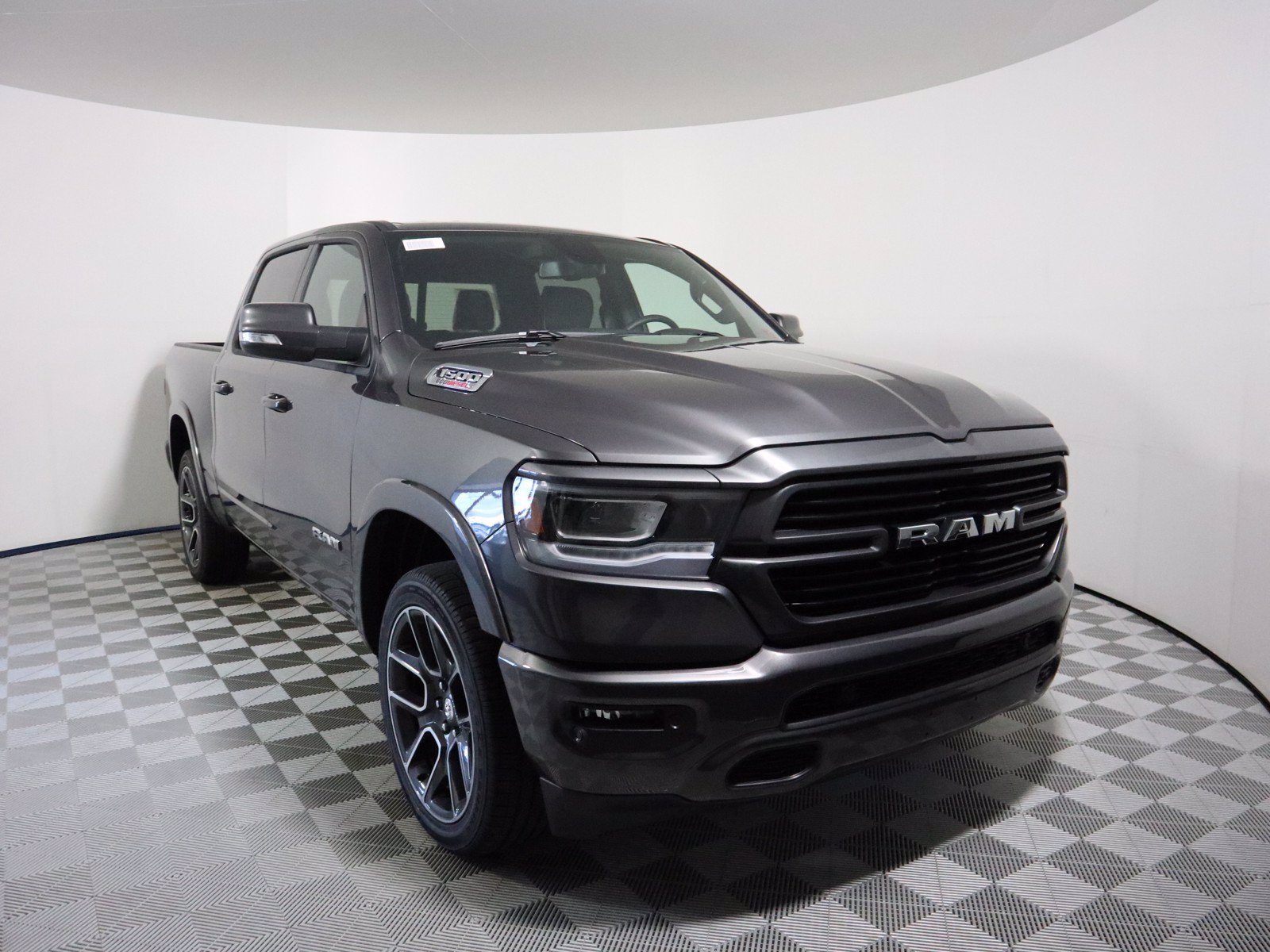 New 2020 Ram 1500 Laramie Crew Cab Pickup In Parkersburg #DX8408 ...