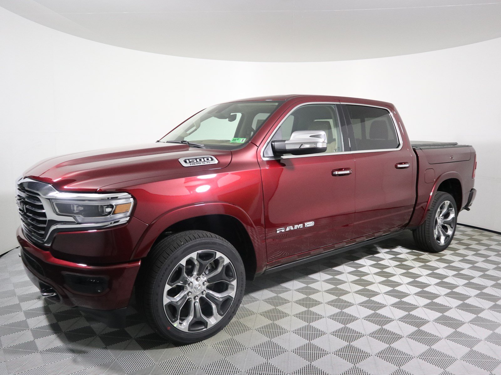 New 2019 Ram 1500 Longhorn Crew Cab Pickup In Parkersburg #d7897 