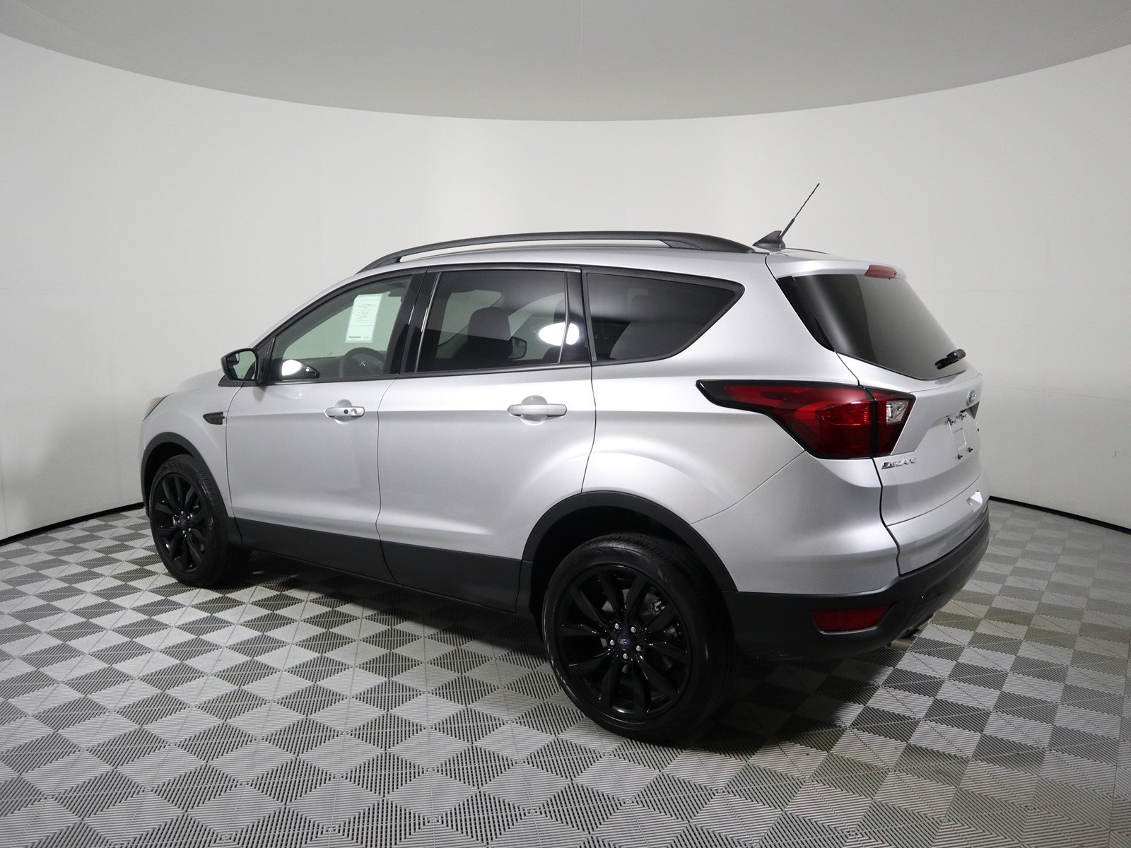 New 2019 Ford Escape Se Sport Utility In Parkersburg F19047 Astorg Auto