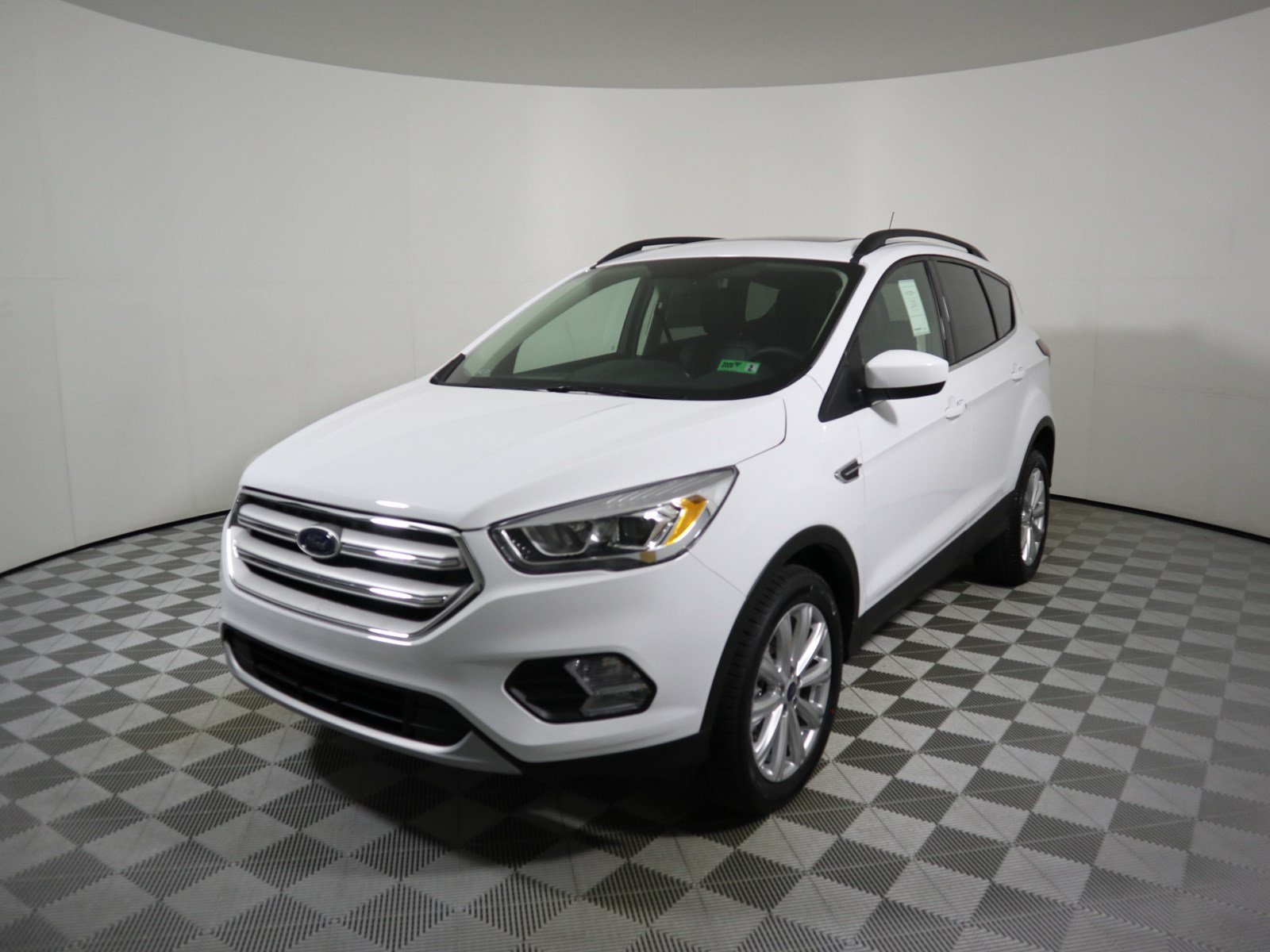 New 2019 Ford Escape SEL Sport Utility in Parkersburg #F19175 | Astorg Auto