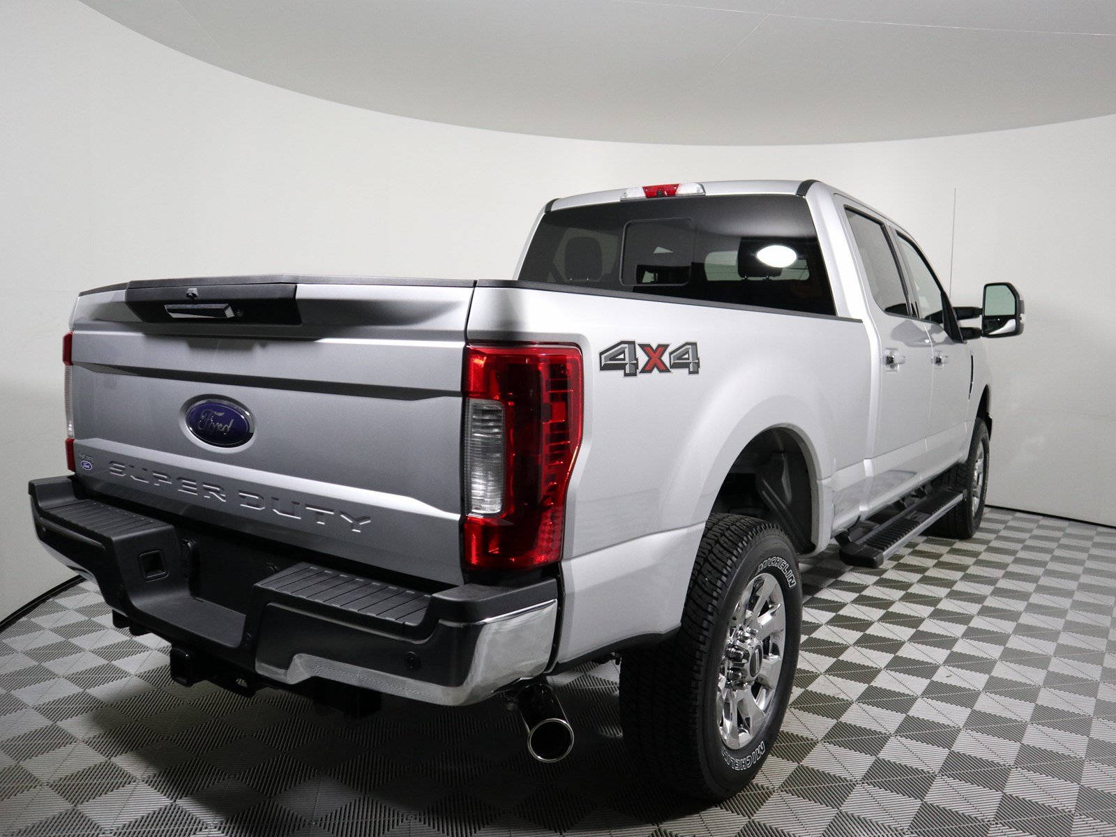 New 2019 Ford Super Duty F-250 SRW LARIAT Crew Cab Pickup In ...