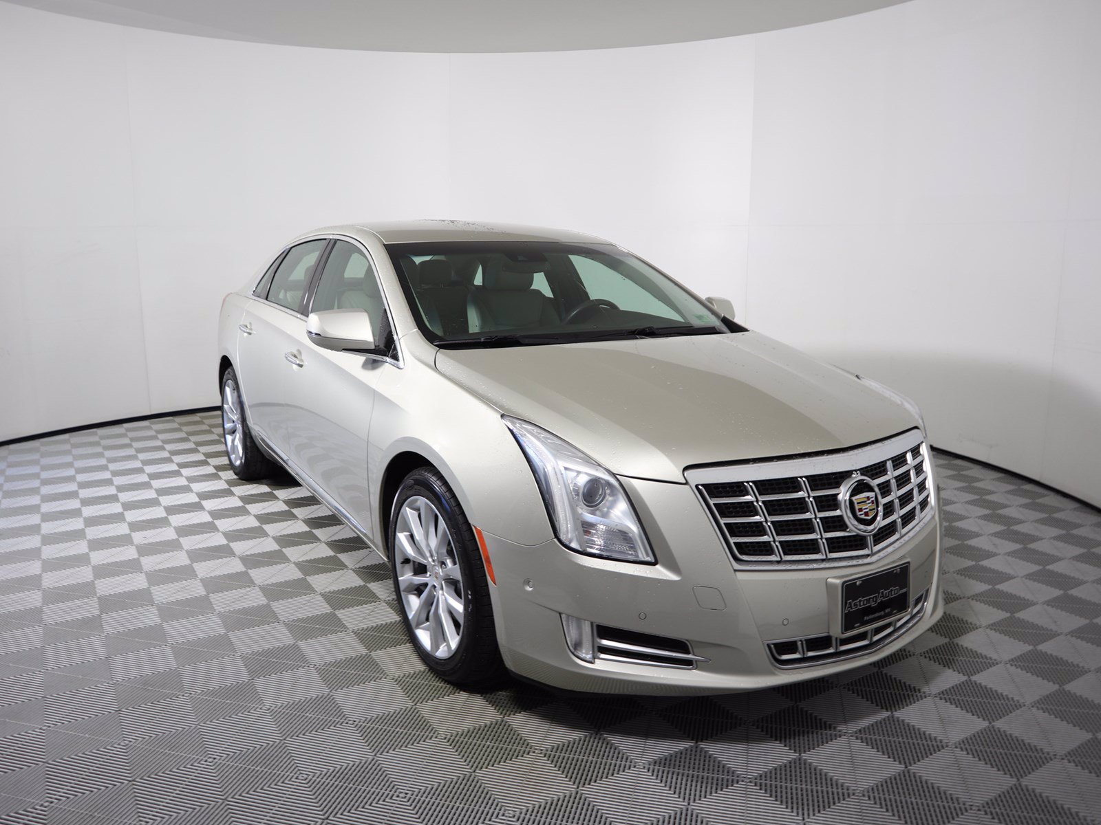 Pre-Owned 2015 Cadillac XTS Luxury 4dr Car in Parkersburg #M6117A ...