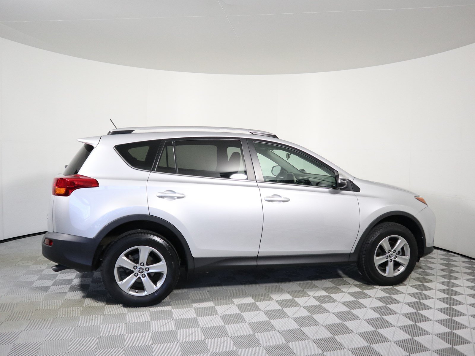 Pre-Owned 2015 Toyota RAV4 XLE Sport Utility in Parkersburg #M5864A