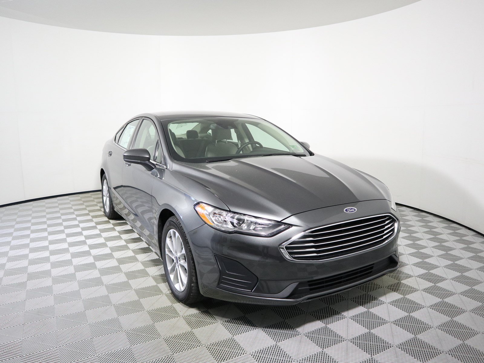 Ford fusion se 2019