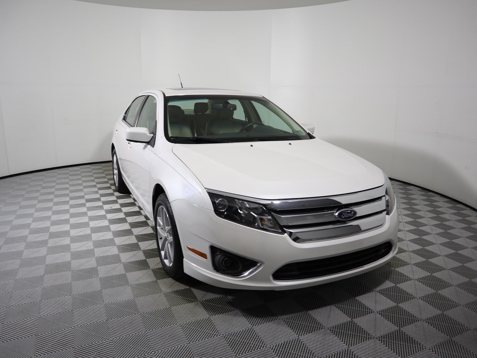 Pre-Owned 2012 Ford Fusion SEL 4dr Car in Parkersburg #FX19715B