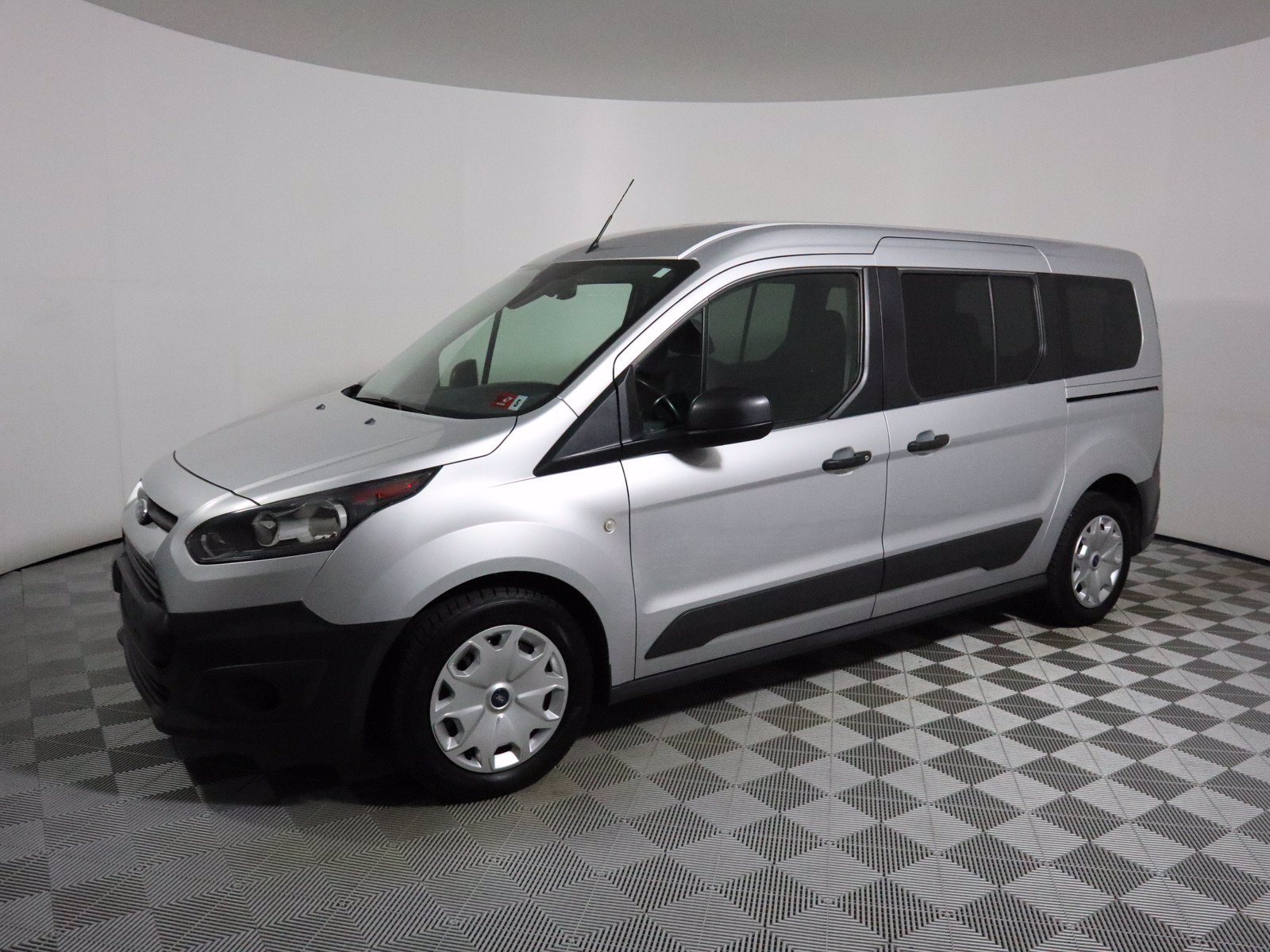 Certified Pre-Owned 2016 Ford Transit Connect Wagon XL Full-size ...