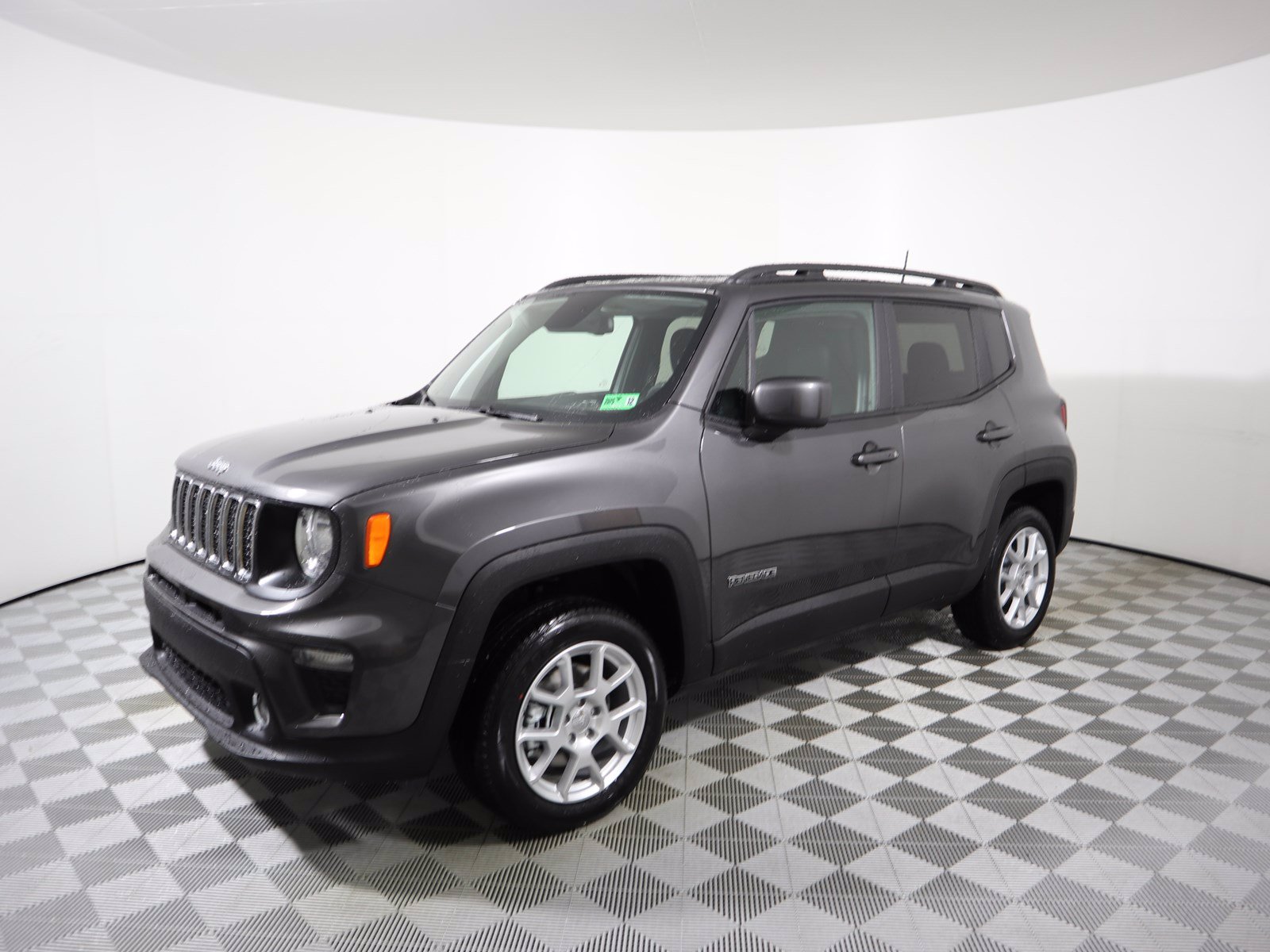 New 2020 Jeep Renegade Latitude Sport Utility In Parkersburg D8214